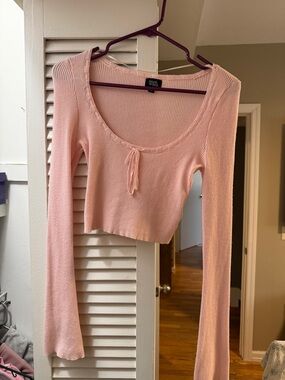 Ribbed Scoop-Neck Cropped Top in Light Pink